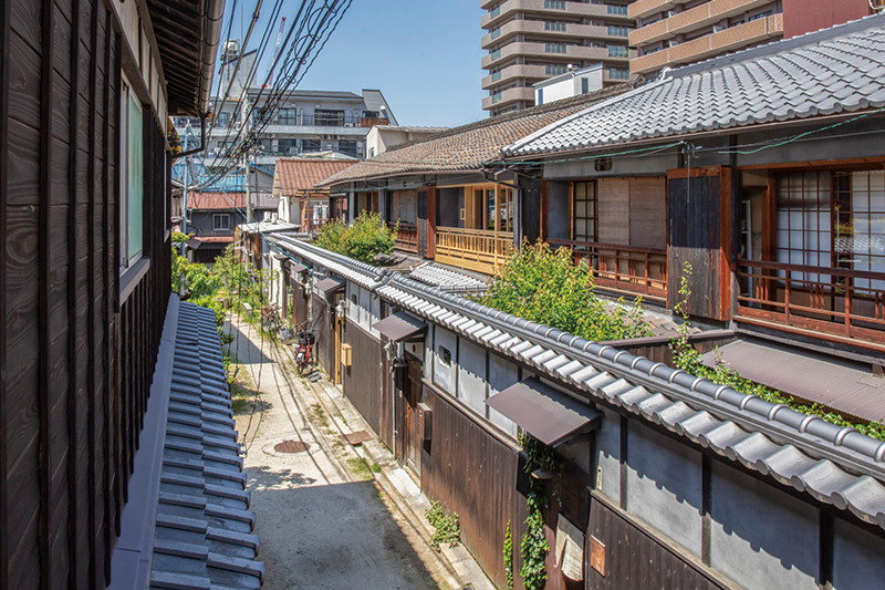 豊崎長屋(Photo by yuko tada)